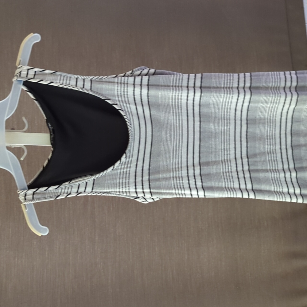 Black and off white Green Envelope high/low maxi dress Size medium